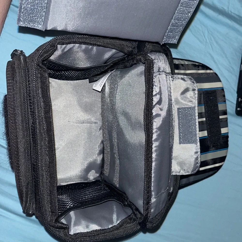 Nikon Coolpix L330 26x Optical Zoom with Carrying Bag